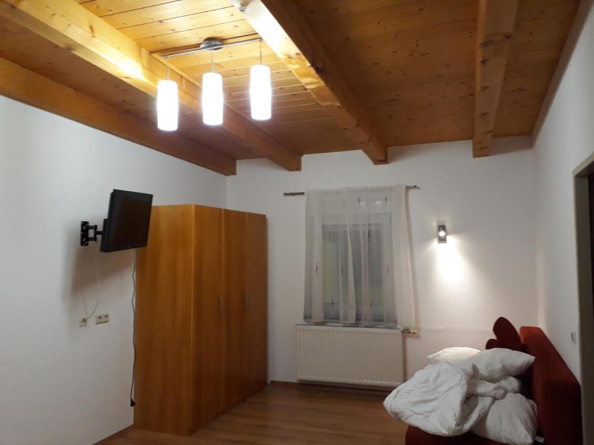 Obsthof Glueck Bed and Breakfast Gamlitz Exteriör bild